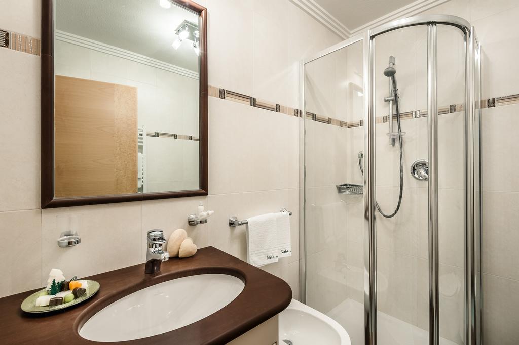 سان كاسيانو Taela Apartments المظهر الخارجي الصورة